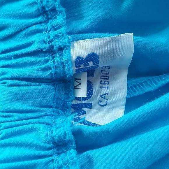 3/$10 SCUB pants medium - Picture 2 of 2